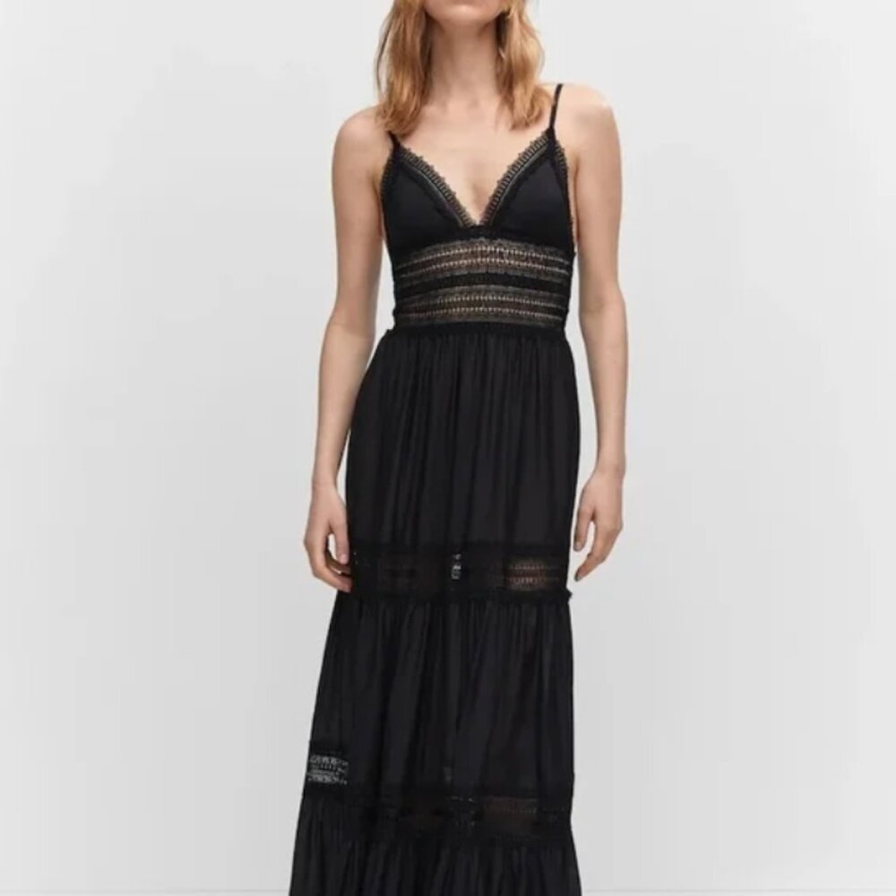 Long dress with lace details